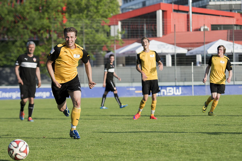 Auch im hohen Rückstand geben sich die Spieler der Landesauswahl nicht auf, sondern kämpfen bis zum Schluss.