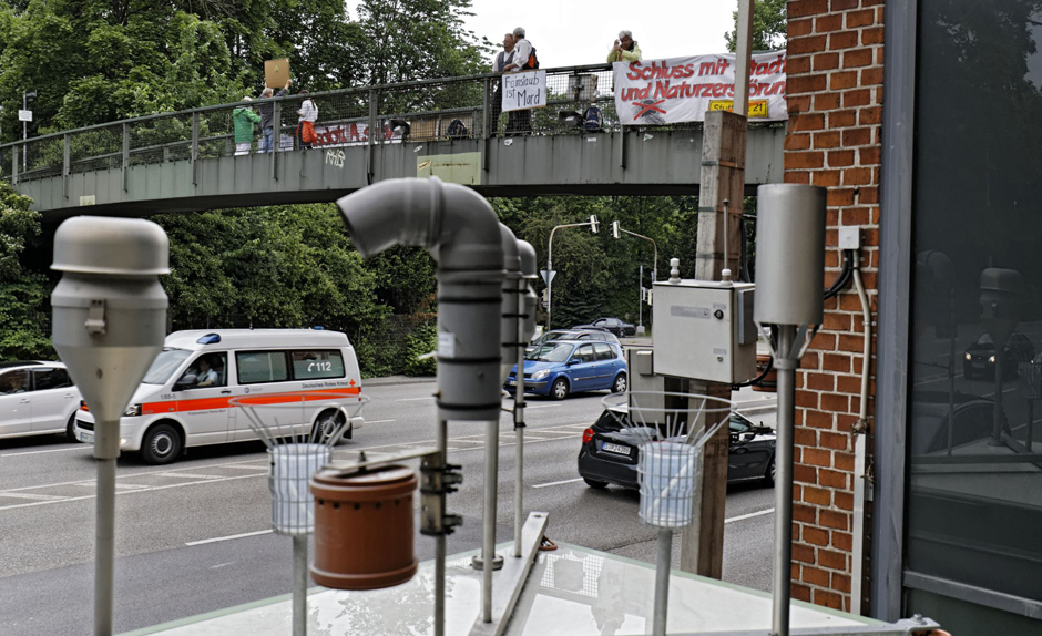 Schadstoffen auf der Spur: Messstation am Neckartor Stuttgart. Foto: Joachim E. Röttgers