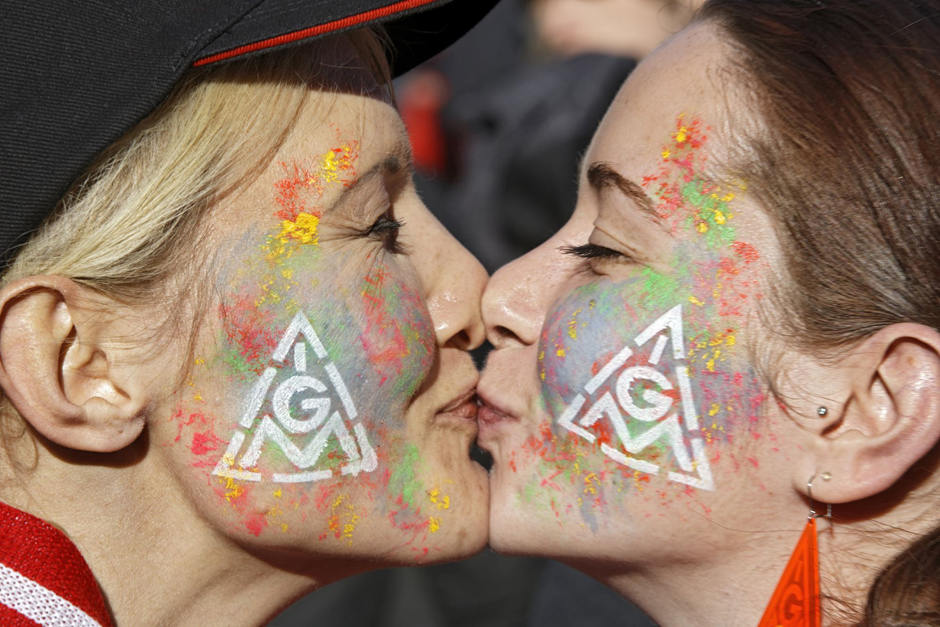 Frauen sind nicht nur starke Kämpferinnen, sie machen Gewerkschaften auch um einiges attraktiver – im doppelten Sinn. Foto: Joachim E. Röttgers