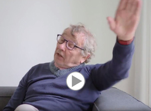 Zum Video auf den Play-Button klicken.