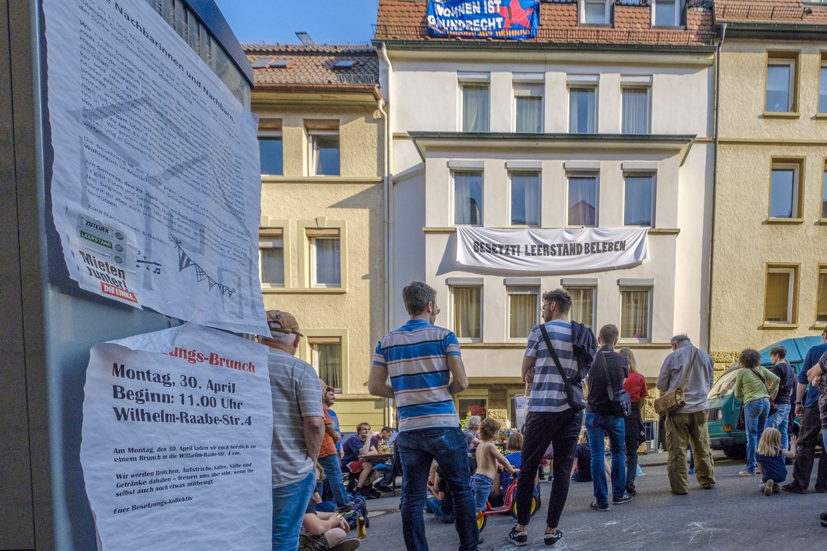Einzugsfeiern in besetzten Häusern, wie 2018 in der Wilhelm-Raabe-Straße, mag der OB nicht. Dann kommt schnell die Polizei.