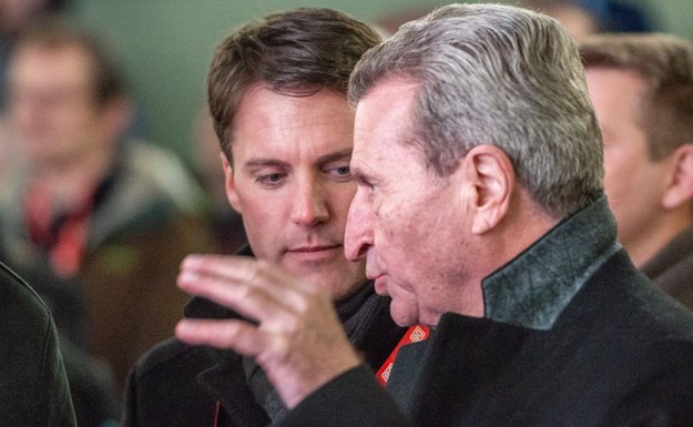 Mit dem früheren MP und EU-Kommissar Günther Oettinger (CDU). Foto: Jens Volle