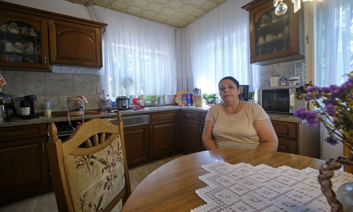 Jeanette Widmers Familie hat Fürchterliches erlebt. Sie selbst soll jetzt ihr Zuhause verlieren. Nach 50 Jahren. Foto: Joachim E. Röttgers