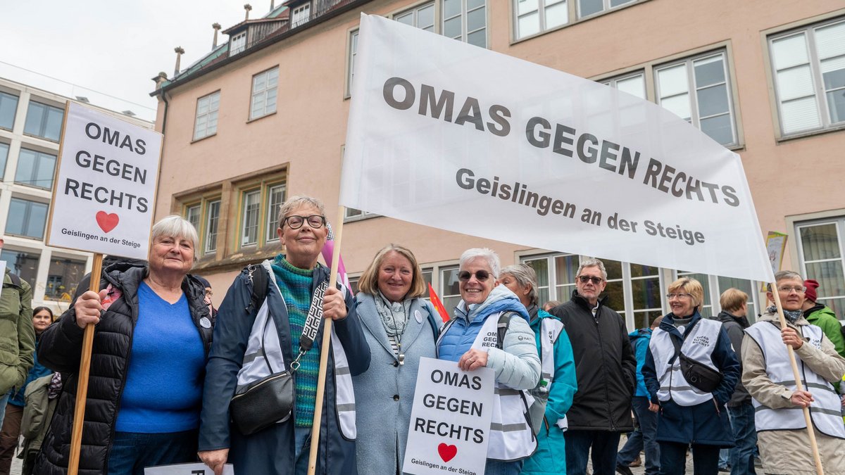 Susanne Beyer (zweite von links) und ihre Mitstreiterinnen.