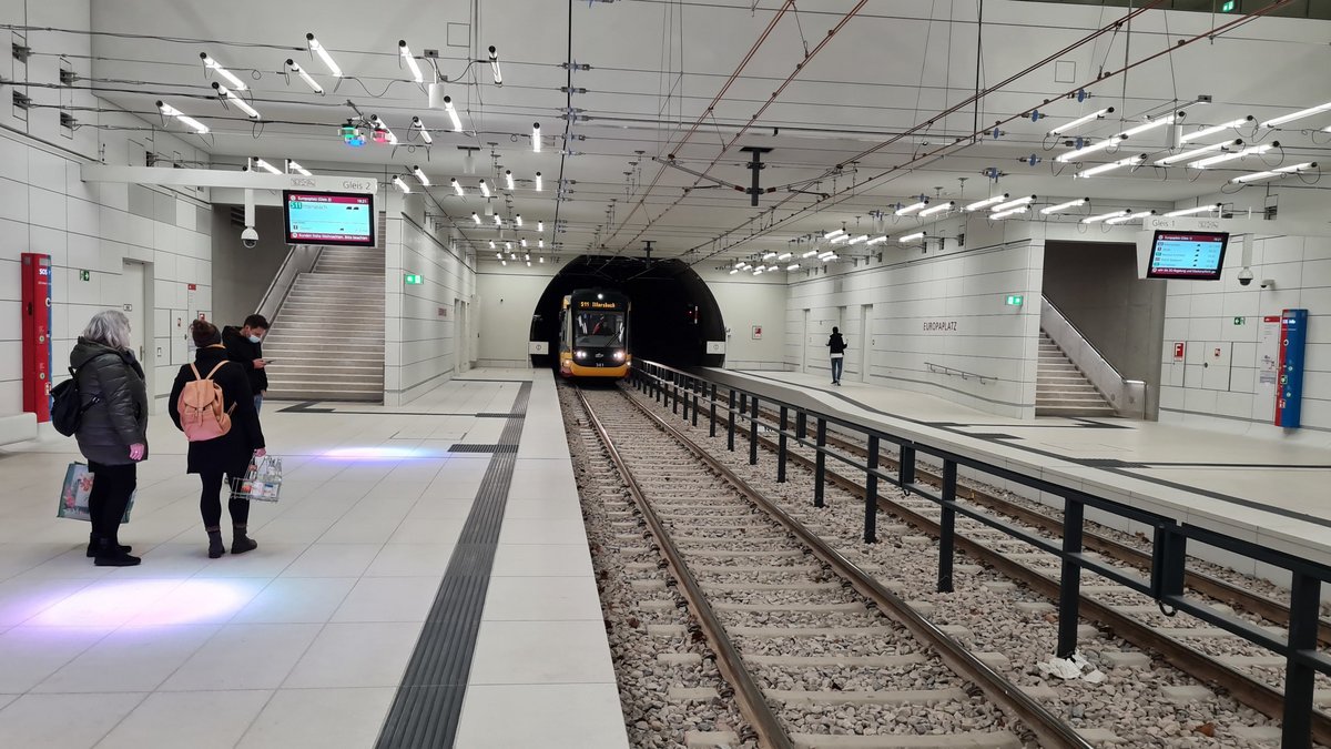 Strahlt weiterhin auf die Stadtkasse aus: der Ende 2021 eröffnete Stadtbahntunnel unter der Innenstadt. Foto: Florian Kaufmann
