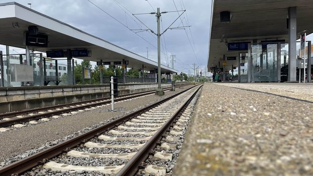 Für Werbefotos weniger geeignet: der Zusteigebahnhof Böblingen. Foto: Kontext