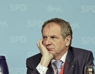 Reinhold Gall will wichtige Fragen auf später vertagen. Foto: Joachim E. Röttgers