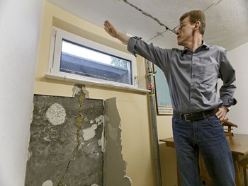 Im Keller droht der Wassereinbruch.