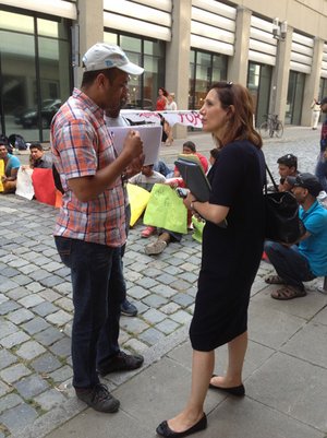 Flüchtlingsprotest vor der eigenen Tür.