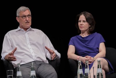 Da bahnt sich eine Hassliebe an: Linkenchef Bernd Riexinger (links) und Grünenchefin Annalena Baerbock.