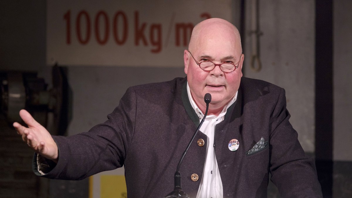 Sein Wort hat Gewicht: Rudolf Bühler, Gründer der BESH, der inzwischen fast 1.500 bäuerliche Betriebe angehören. Foto: Joachim E. Röttgers Sein Wort hat Gewicht: Rudolf Bühler, Gründer der BESH, der inzwischen fast 1.500 bäuerliche Betriebe angehören. Foto: Joachim E. Röttgers