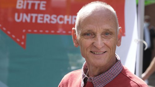Ludwig Kraus vom Aktionsbündnis hat viele Argumente für den Erhalt des Klinik-Standorts in Geislingen. Ludwig Kraus vom Aktionsbündnis hat viele Argumente für den Erhalt des Klinik-Standorts in Geislingen.