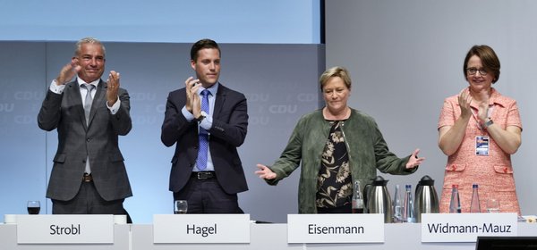 Das waren noch Zeiten, als Thomas Strobl, Manuel Hagel und Frauen-Union-Chefin Annette Widmann-Mauz Eisenmann einmütig applaudierten.