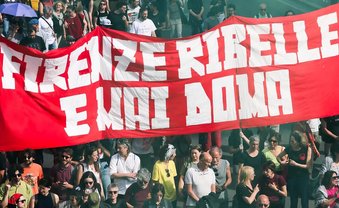 Betrieb besetzt für eine neue Welt