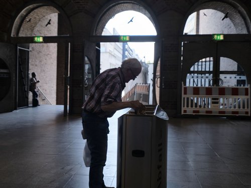 vernichtet, um Preise zu stabilisieren. 