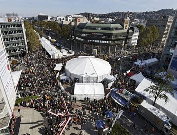 Der Nationalfeiertag, finanziell "ein atmendes System". Foto: Joachim E. Röttgers