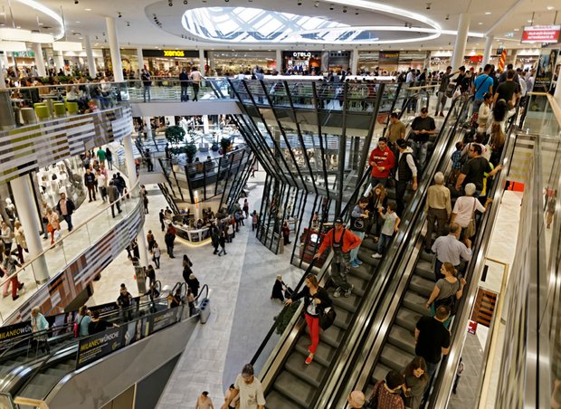 Innen-Shopping: Stuttgarts jüngster Konsumtempel Milaneo. 