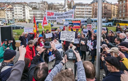 Demo in Stuttgart gegen Verhaftung von Journalisten in der Türkei 2017.