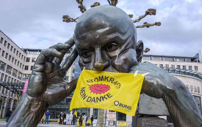 Aktion des BUND vor Limbachs "Denkpartner" im November 2017.