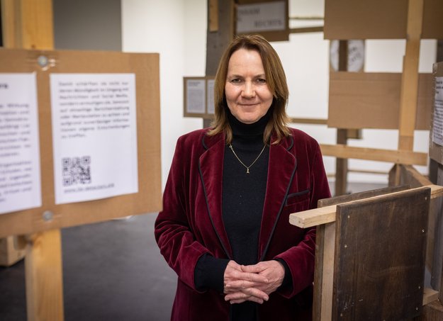 Die Soziologin Annette Ohme-Reinicke bei der Vernissage.