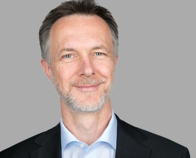 Autor Christoph Burger ist Diplom-Psychologe und engagiert sich bei den Psychologists for Future. Foto: Niels Germerodt