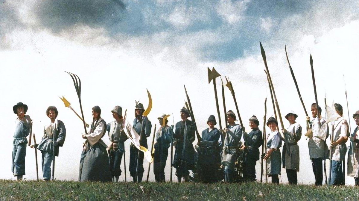 Die Anführer:innen des Allgäuer Haufens, nachgespielt. Filmstill: Klaus Gietinger