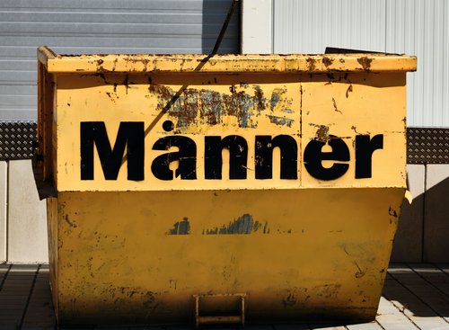  ... sind beim generischen Femininum doch auch  mitgemeint!