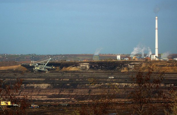 Rettung dank Stuttgart 21: Braunkohletagebau im Amsdorf in Sachsen-Anhalt. Foto: wikipedia