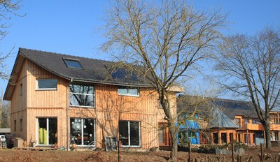 Neu und nachhaltig: Niedriegenergiehäuser in Ungersheim.