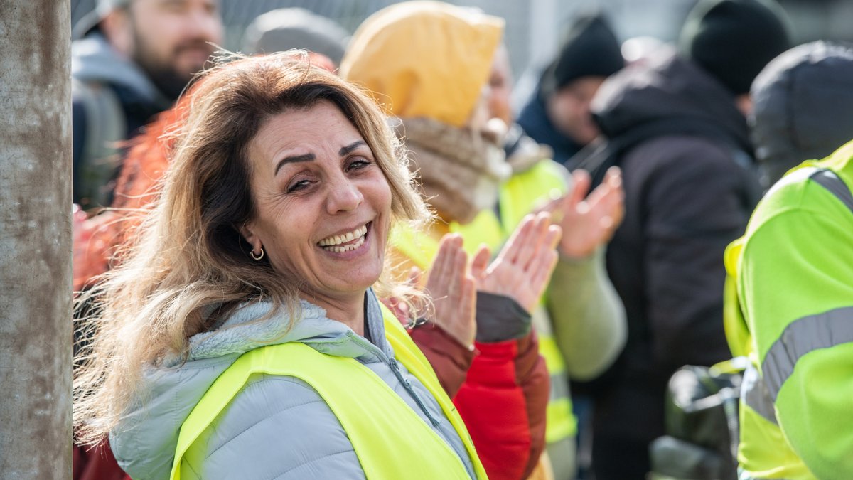 Gülce Saher, Betriebsratsvorsitzende bei Benseler, will Verlässlichkeit: durch einen Tarifvertrag. Fotos: Jens Volle