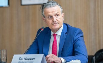 Phrasen statt Handeln