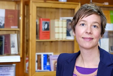 Begibt sich auf Entdeckungsreise: Literaturhaus-Chefin Stefanie Stegmann. Foto: Joachim E. Röttgers