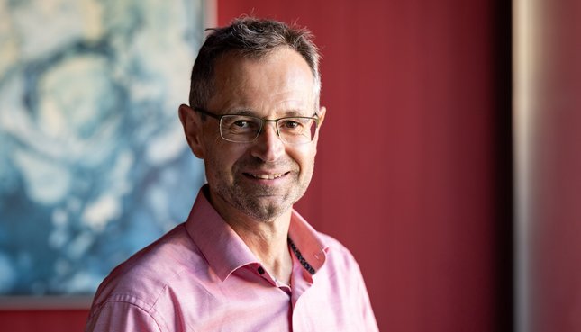 PFAS-Forscher Michael Müller sagt, dass es Alternativen für PFAS gibt.