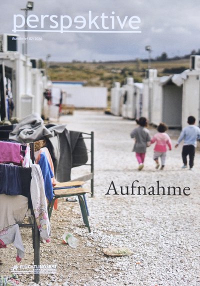 Druckfrisch mit neuem Gesicht: der geliftete Rundbrief des Flüchtlingsrats.