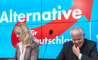Kollektives Trauerspiel