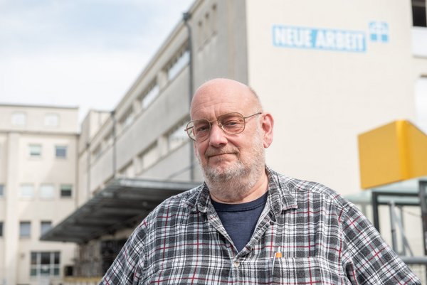 Jan Frier kann die 300 Euro aus dem Entlastungspaket gut gebrauchen. Langfristig aber helfen die ihm auch nicht. Foto: Jens Volle 