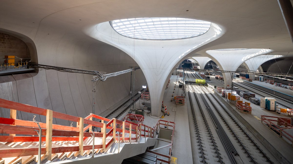 Die unterirdische Bahnstation Stuttgart 21 im April 2025. Foto: Julian Rettig