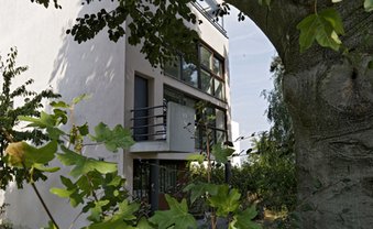 Architektur autoritär