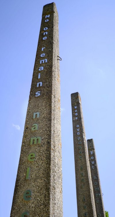 Die Denk-Pfeiler – damit niemand namenlos bleibt.