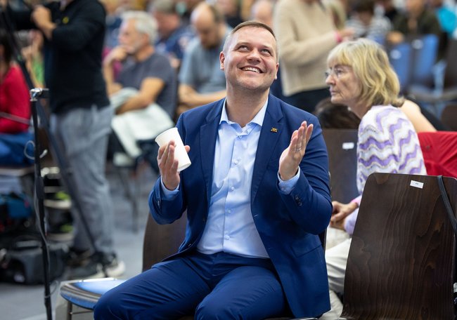 Anton Baron, Vorsitzender der AfD im baden-württembergischen Landtag, ist begeistert. Anton Baron, Vorsitzender der AfD im baden-württembergischen Landtag, ist begeistert.