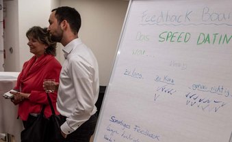 "Entschuldigung, wer sind Sie?"