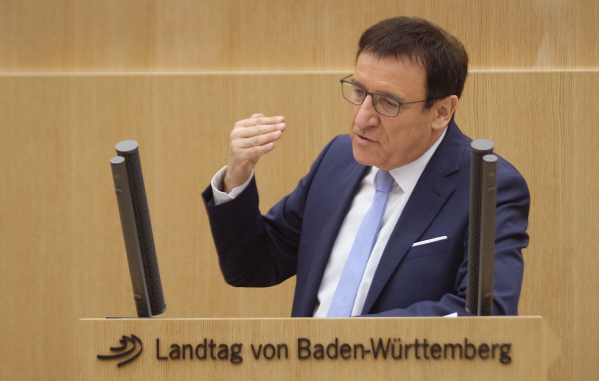 Sieht immer aus wie frisch vom Friseur. (Wolfgang Reinhart)