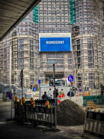 "Orgie in Stein": Baustelle des "Gerber", 85 Läden auf 25 000 Quadratmetern. Foto: Martin Storz