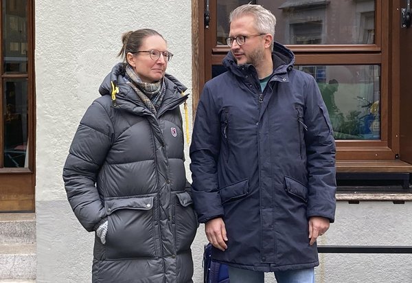 Ernüchtert: Anna Kulp und Michael Lünstroth im November 2023. Foto: Kontext