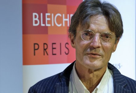 Der Herausgeber: Journalist Hermann G. Abmayr. Foto: Joachim E. Röttgers Der Herausgeber: Journalist Hermann G. Abmayr. Foto: Joachim E. Röttgers