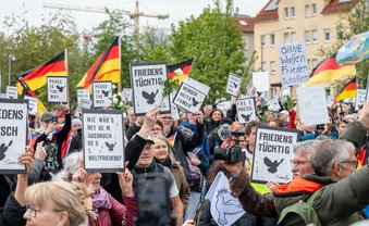 Bemüht nicht rechtsextrem
