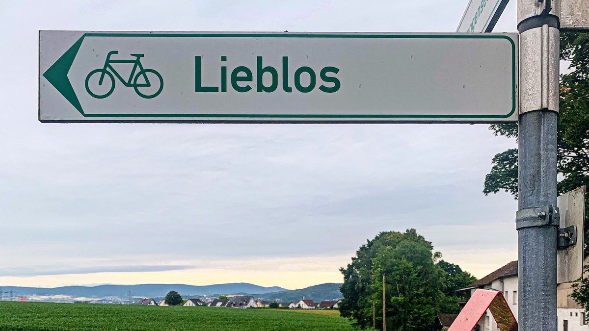 Wenn Schilder schwurbeln. Foto: Bernd Sautter