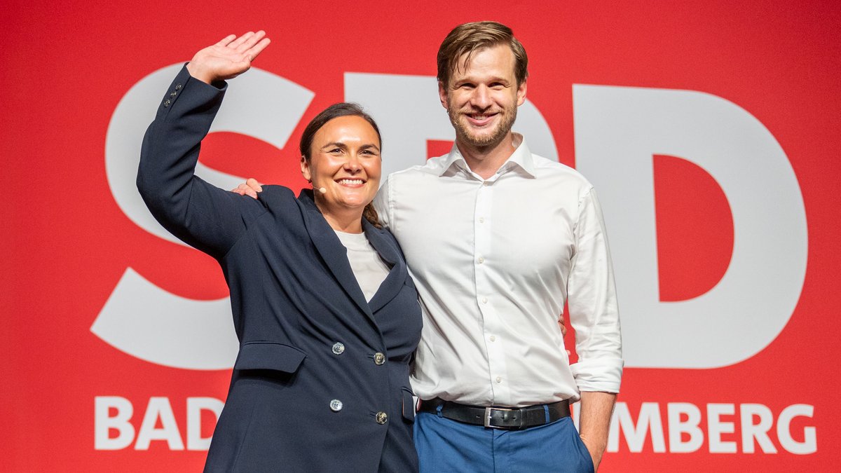 Nun soll's ein Duo richten: An der Spitze der Südwest-SPD stehen Isabel Cademartori vom rechten und Robin Mesarosch vom linken Parteiflügel. Fotos: Jens Volle