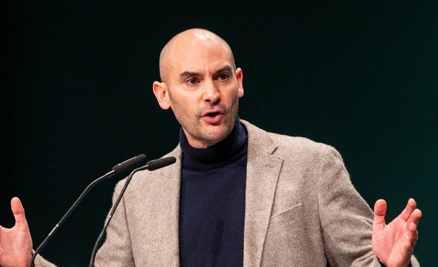 Baden-Württembergs Finanzminister Danyal Bayaz, Grüne, thematisiert den Länderfinanzausgleich. Foto: Jens Volle