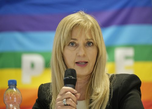 Renata Alt, FDP, hat kein Problem damit, Schulden für Rüstung aufzunehmen. Renata Alt, FDP, hat kein Problem damit, Schulden für Rüstung aufzunehmen.